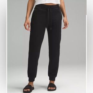 Scuba High-Rise Jogger Full Length, size 2, in black